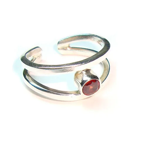 Export Quality 925 Silver Garnet Ring For Women Jewelry