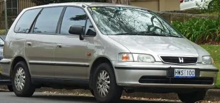 1998-2000_honda_odyssey_van_(2011-03-10)_01.jpg