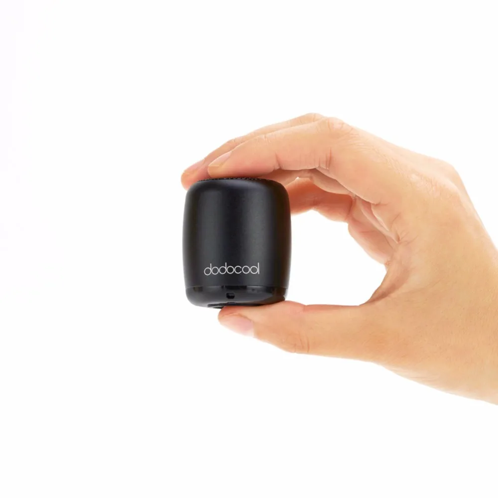 dodocool Mini Wireless Speaker with Selfie Remote Control Built-in Mic Rechargeable Range Low Harmonic Distortion DA84-1 - ANKUX.COM
