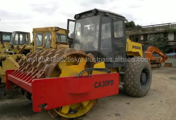 used water-cooled dynapac ca30d road roller with sheet pad