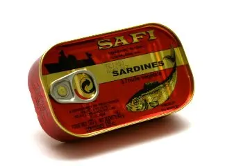 125g canned sardine in vegetable oil with chili