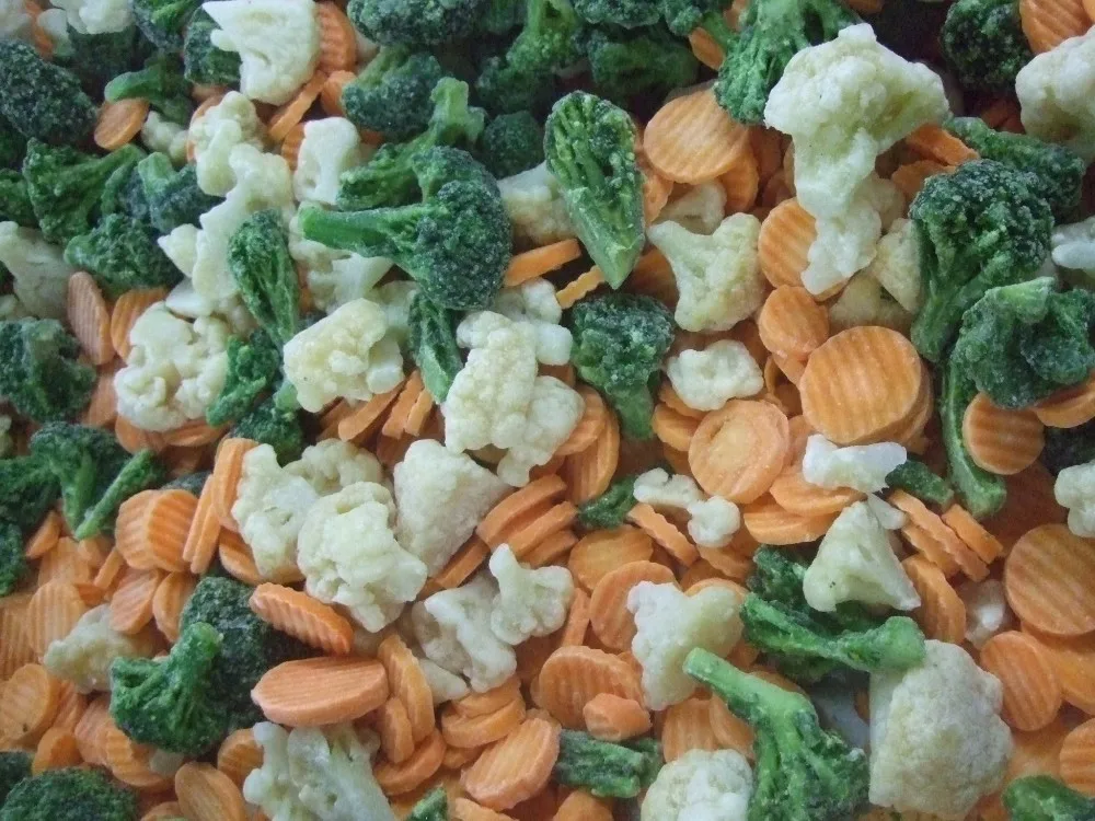 Broccoli carrot ring cauliflower green beans (6).jpg