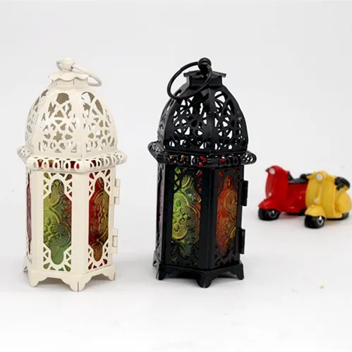 Metalen antieke kleurrijke glas Mini marokkaanse opknoping lamp lantaarns hollow out tafel top kaars lantaarns voor decoratie