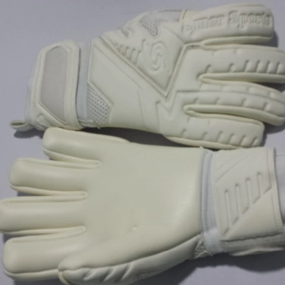 goalie gloves with finger savers
