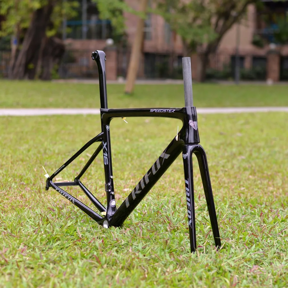 TRIFOX carbon disc road frame carbon fiber road bicycle with size 44/46/48/50/52/54/56mm, Oem customs
TRIFOX carbon disc road frame carbon fiber road bicycle with size 44/46/48/50/52/54/56mm, Oem customs