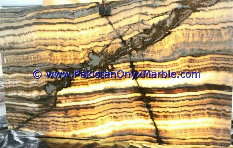 onyx wall panels