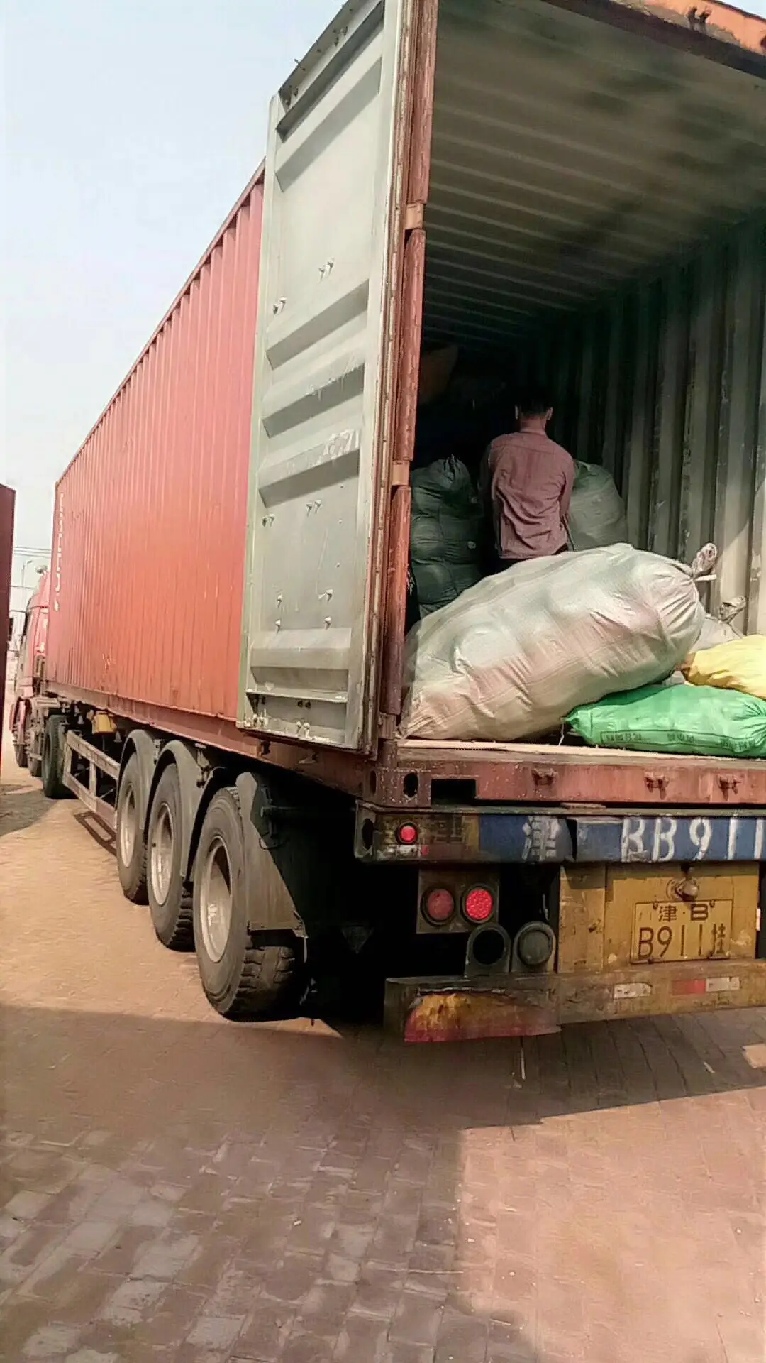 Automatic poultry chicken nipple drinkers and water drinker