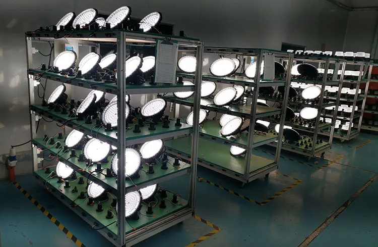 ufo-led2.jpg