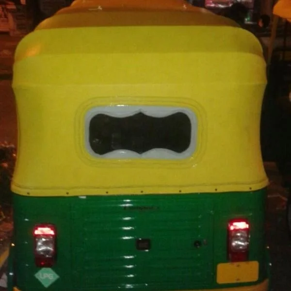 Tuk Tuk Auto Top Hood Carpa FOGO (28).jpeg