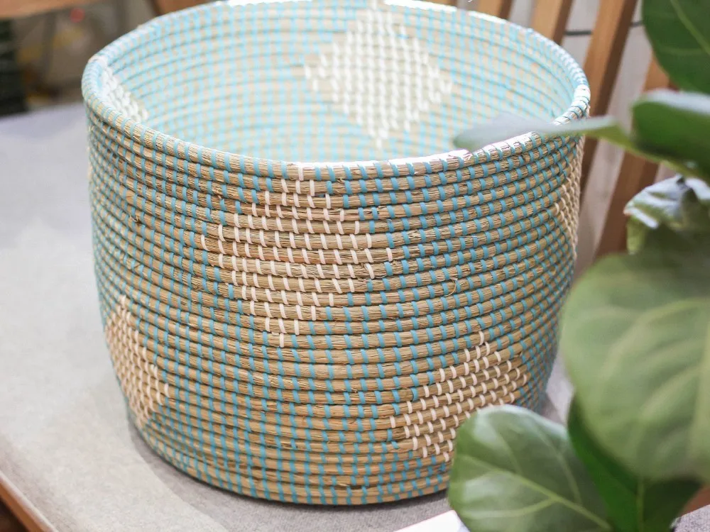 100% vietnam handmade bamboo grass basket for laundry
