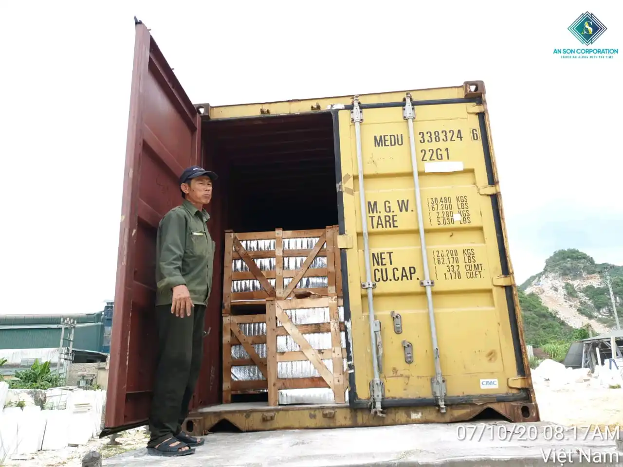 Vietnam Wood Marble Tile