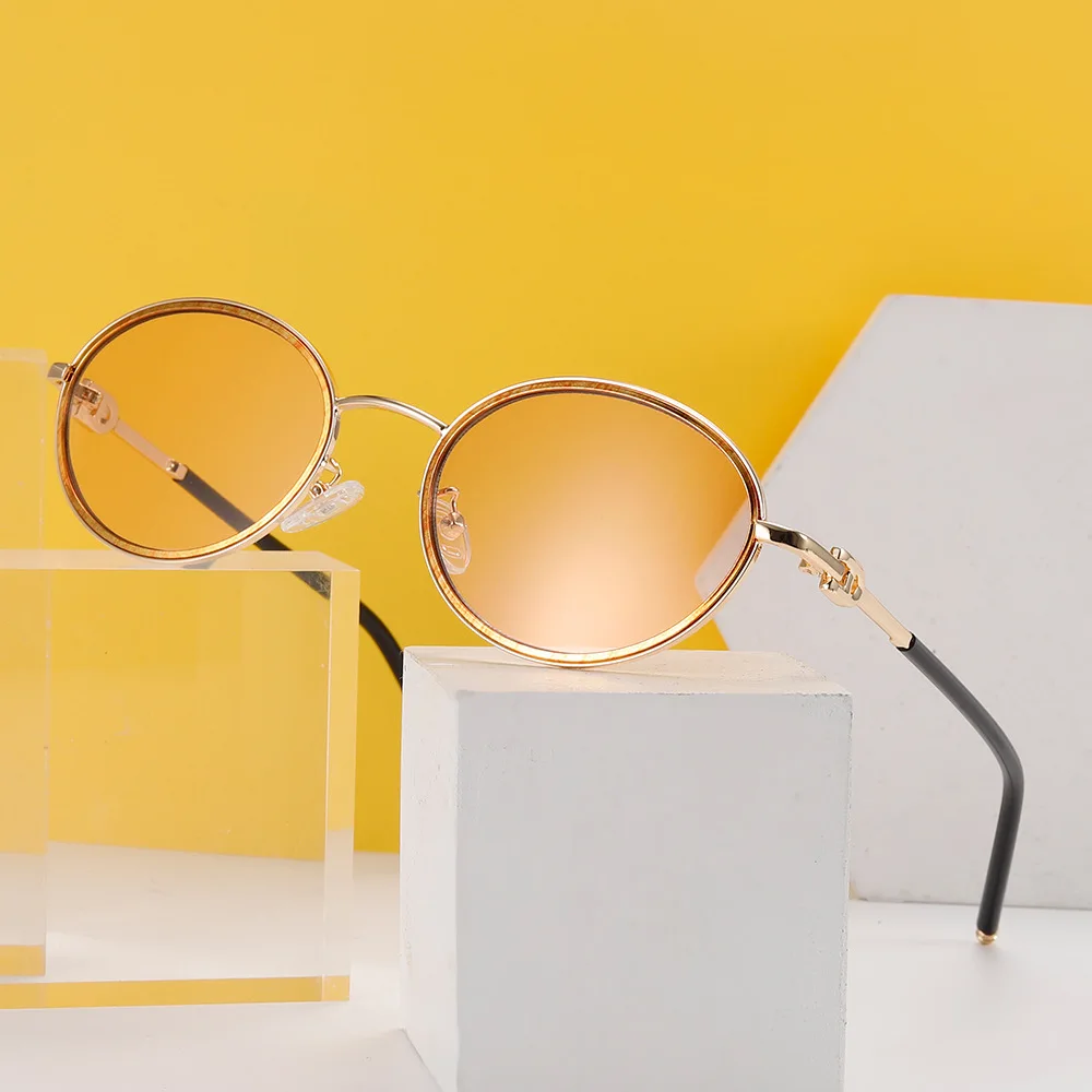 Fashion Round Punk Sunglasses Men Metal Frame Luxury Sun Glasses For Men Women Retro Personality Unisex Eyewear
Fashion Round Punk Sunglasses Men Metal Frame Luxury Sun Glasses For Men Women Retro Personality Unisex Eyewear