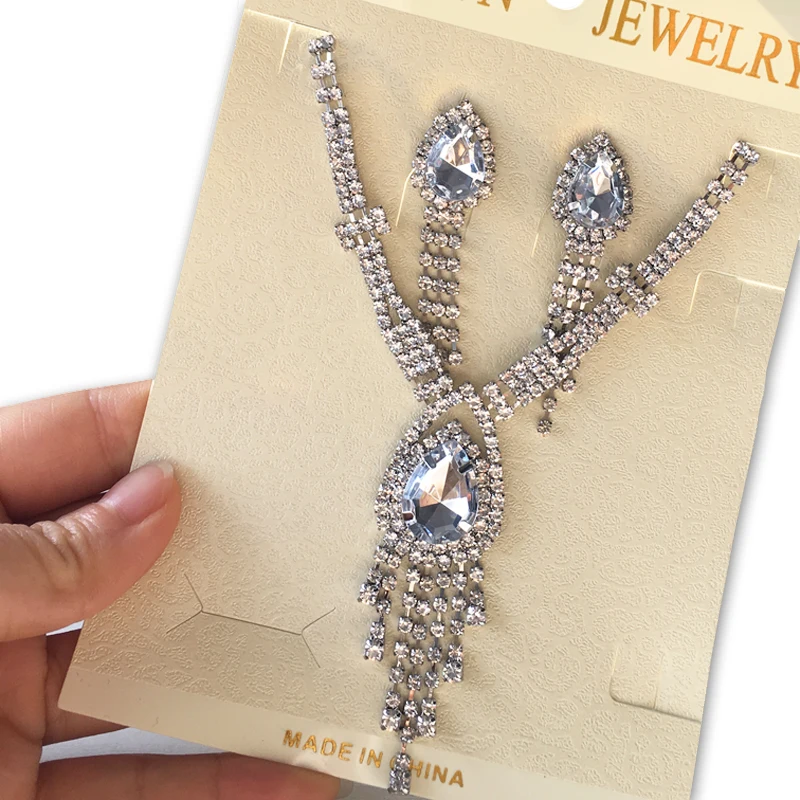 Classic Rhinestone Heart Water-drop Necklace Earrings Set Statement Engagement Bridal Jewelry Set, Gold
Classic Rhinestone Heart Water-drop Necklace Earrings Set Statement Engagement Bridal Jewelry Set, Gold