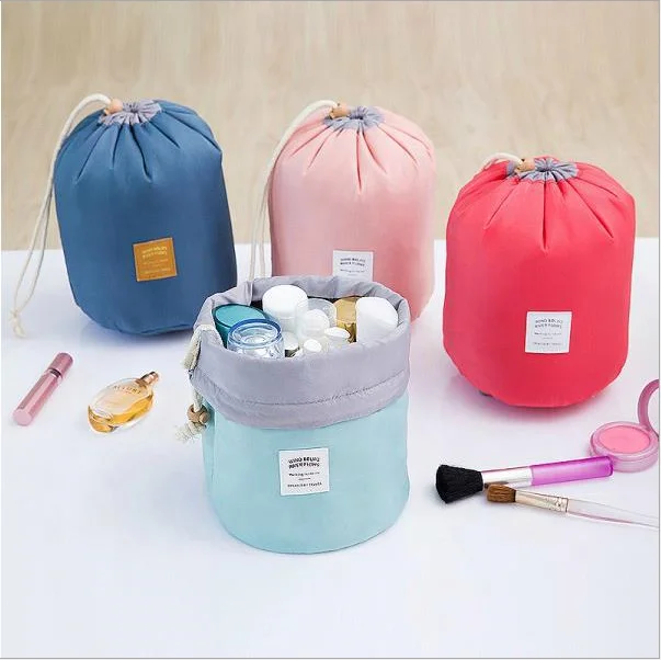 Amazon's new travel waterproof toiletries package large capacity makeup bag portable finishing cosmetics 
Amazon's new travel waterproof toiletries package large capacity makeup bag portable finishing cosmetics