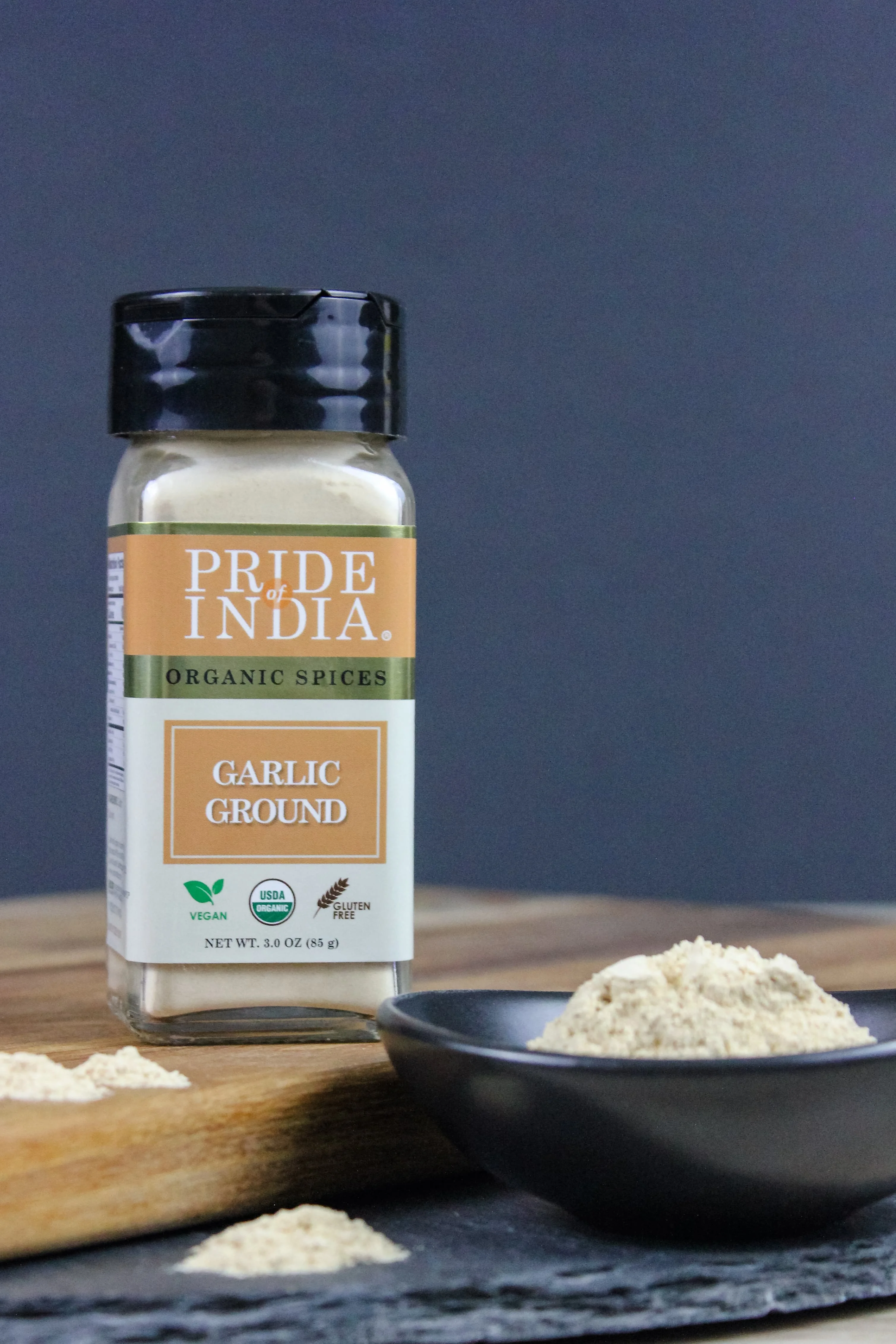 organic garlic powder (3.00 oz, 85 gms) jar