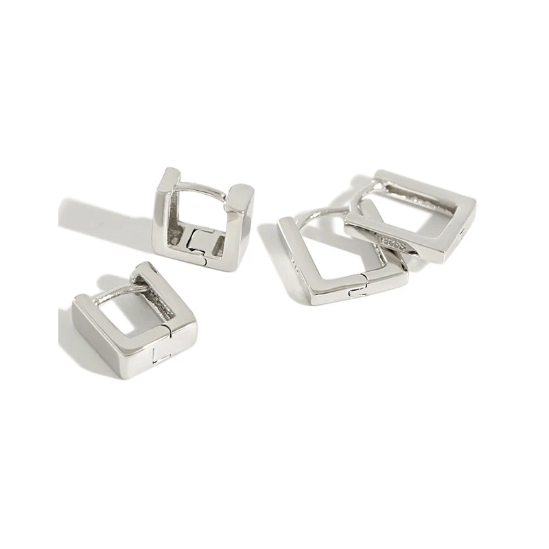 H-E373 Silver Mall'S Supplier Pure Silver Personality Creative Simple Square Student Silver Jewelry Earrings
H-E373 Silver Mall'S Supplier Pure Silver Personality Creative Simple Square Student Silver Jewelry Earrings