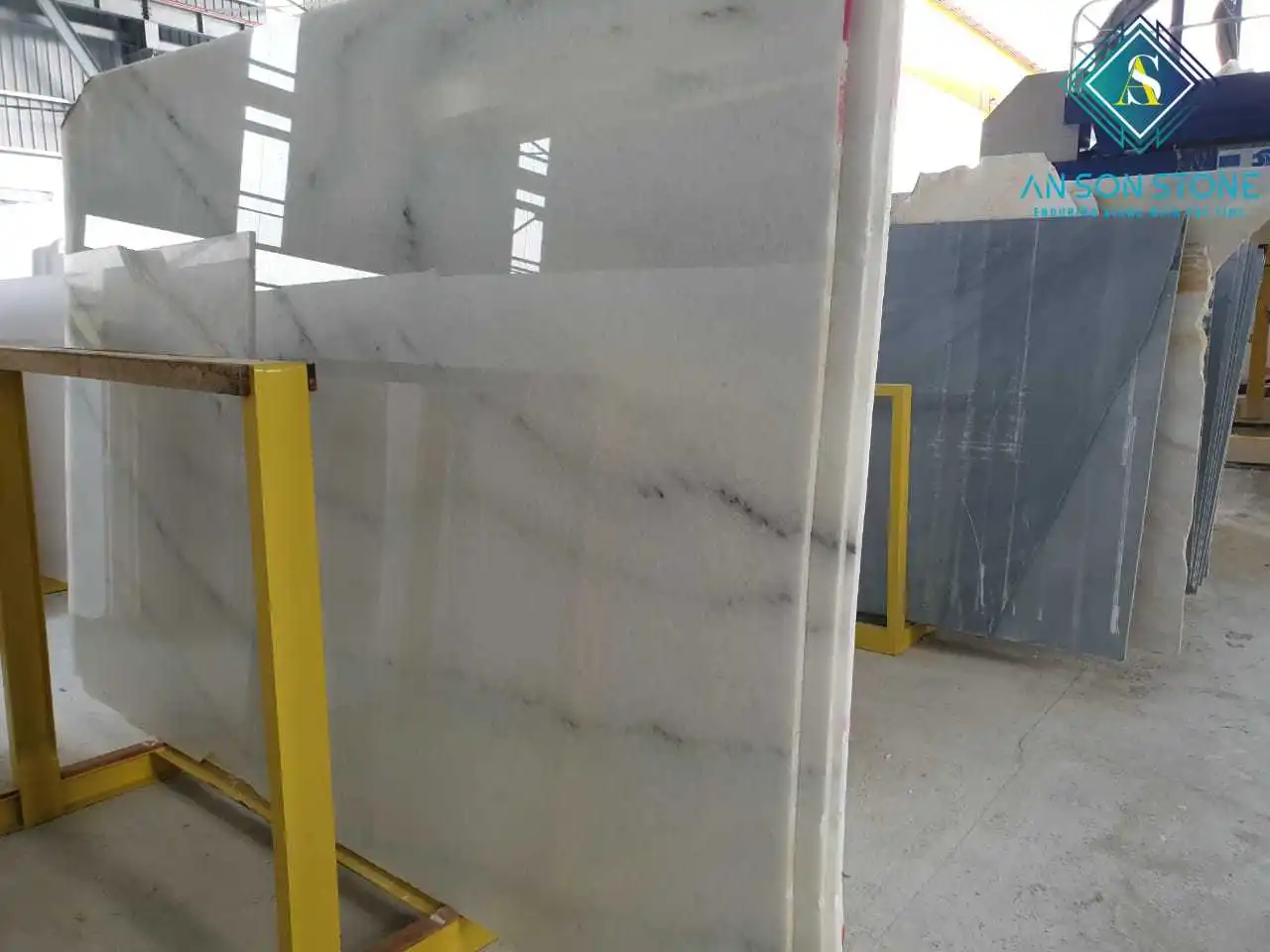 HOT NEW Icyra Marble