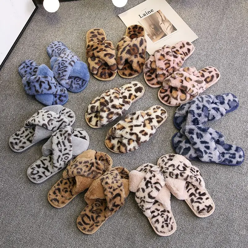 Drop shipping Winter new cross plush slippers ladies leopard print plush slippers indoor slippers wholesale
Drop shipping Winter new cross plush slippers ladies leopard print plush slippers indoor slippers wholesale