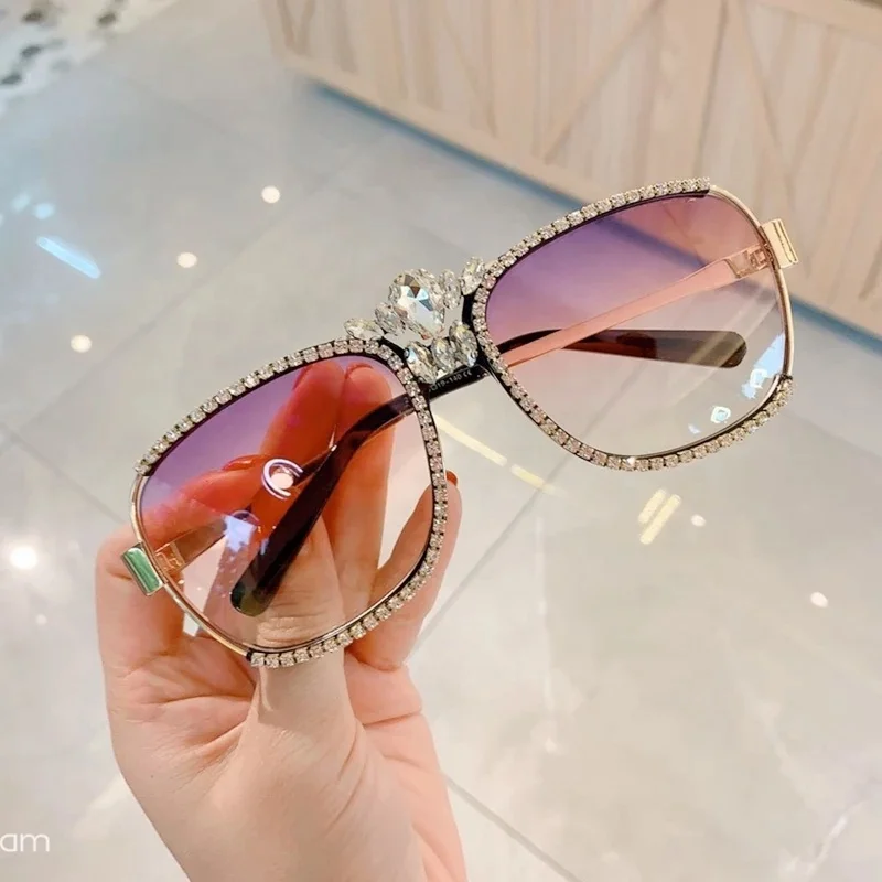 2020 cat eye Sunglasses Women Vintage Brand Designer Luxury Rhinestone Retro Sun Glasses Men Female Shades Oculos De Sol, Multi-colored
2020 cat eye Sunglasses Women Vintage Brand Designer Luxury Rhinestone Retro Sun Glasses Men Female Shades Oculos De Sol, Multi-colored