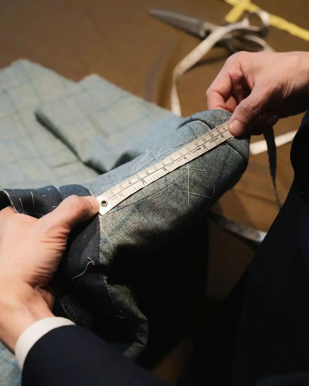 Assembly and seaming of bespoke suit