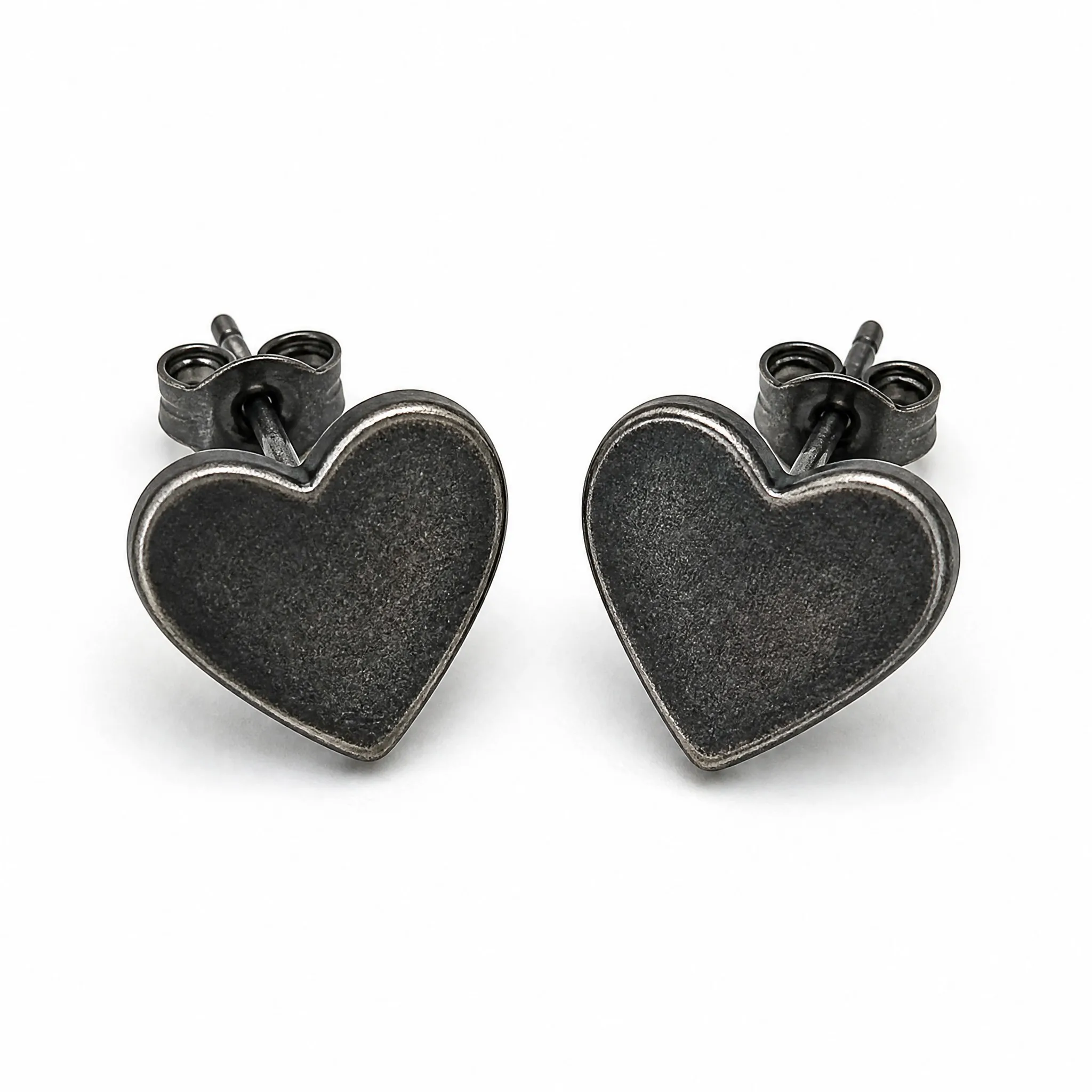 Oxidized black heart stud earrings