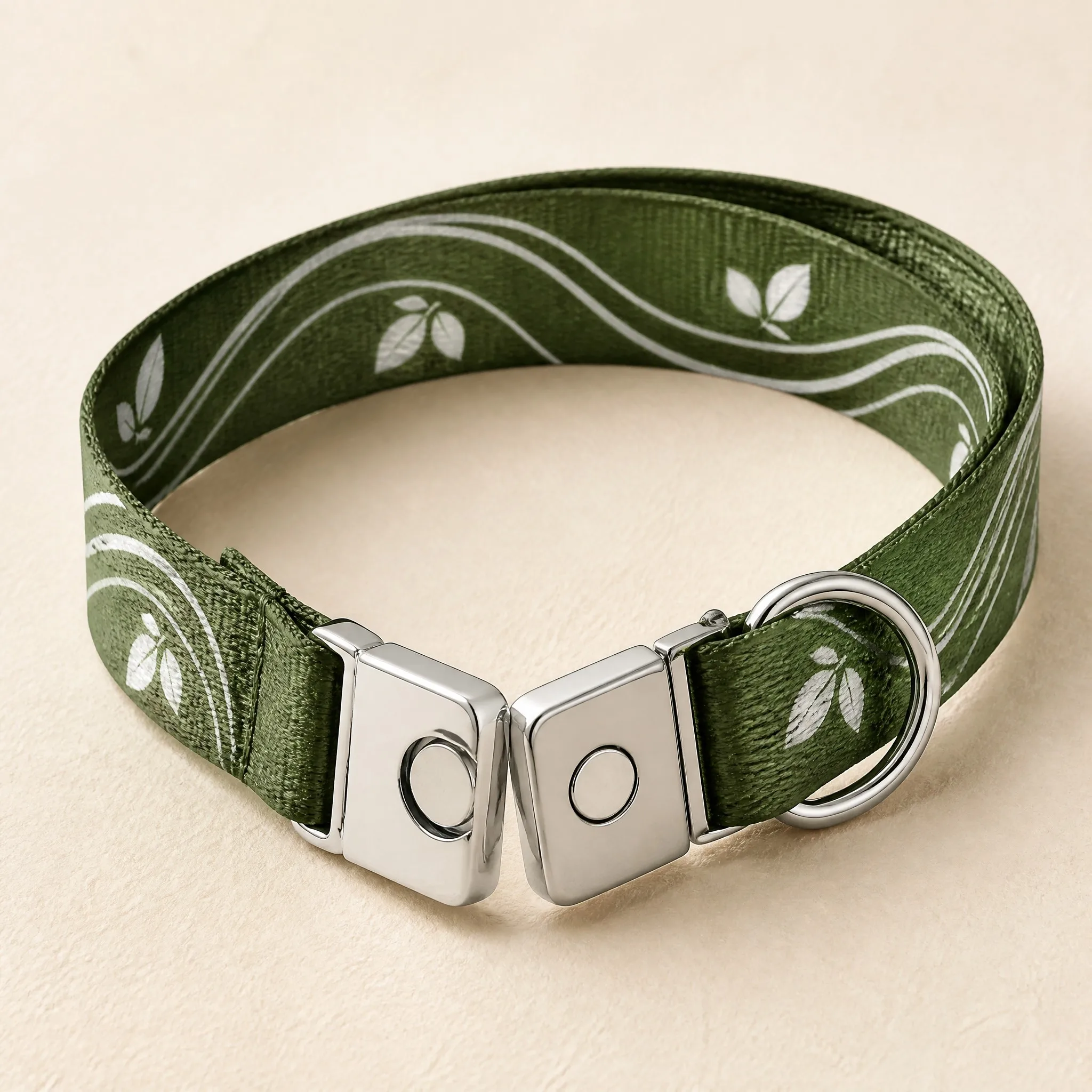 Neat loop of eco lanyard showing two-piece magnetic badge clip and D-ring
