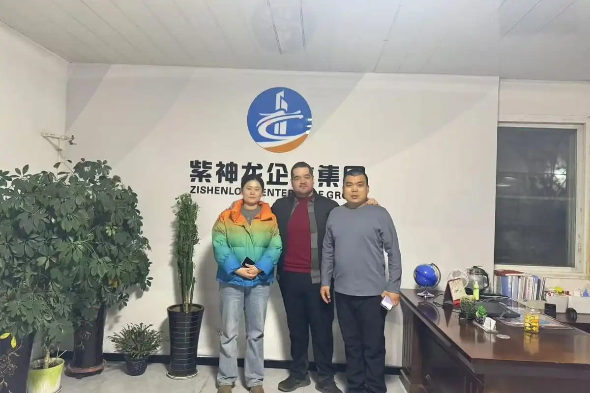 International customer visit at Zishenlong steel structure manufacturing facility 11