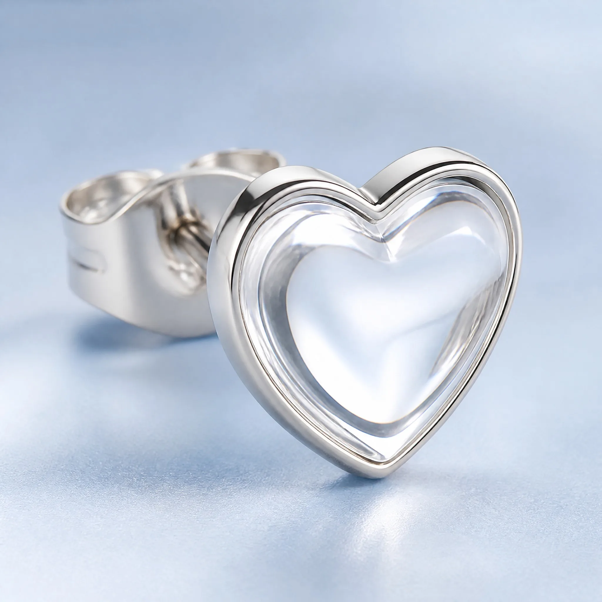 Epoxy resin heart earring macro detail