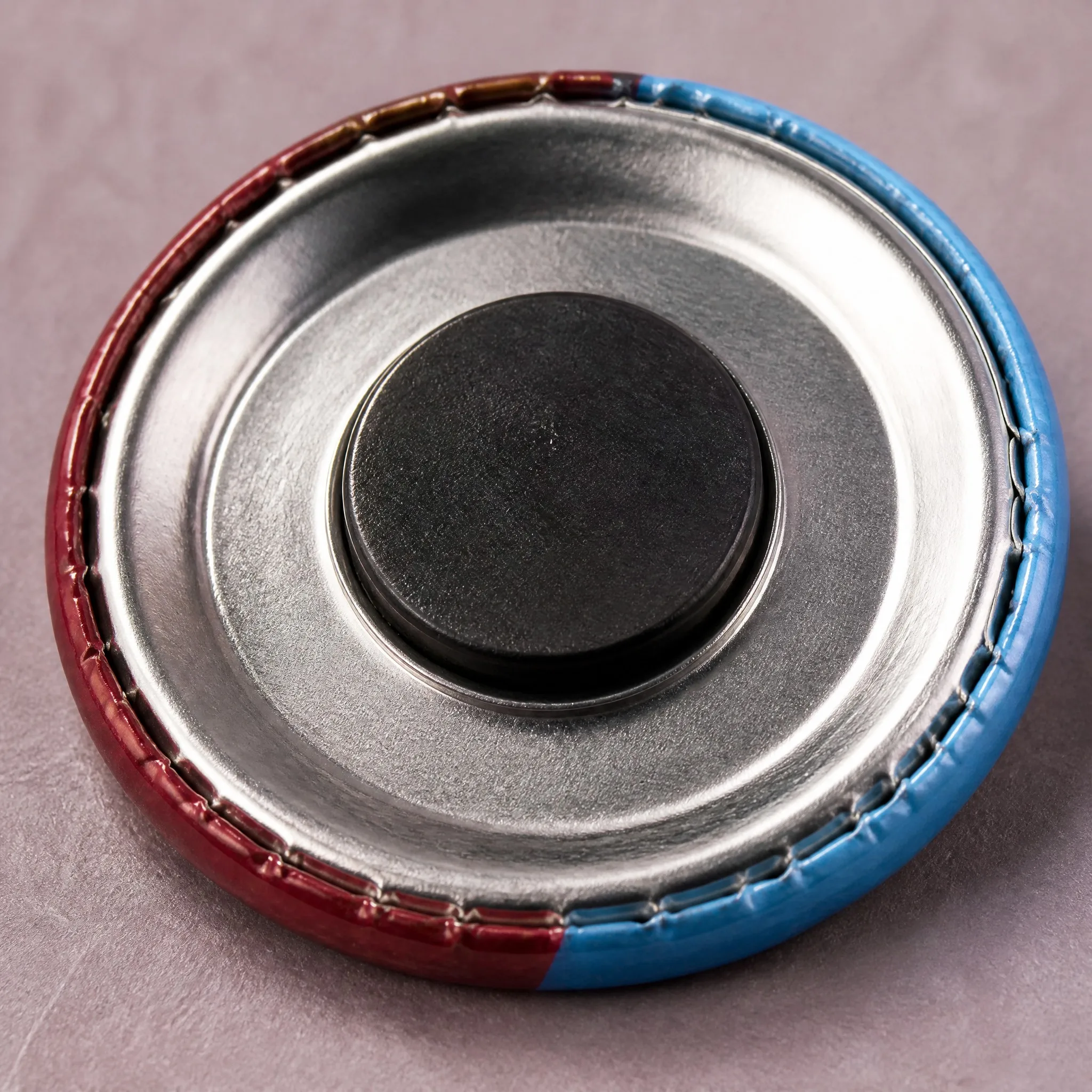 Magnetic back detail of button badge