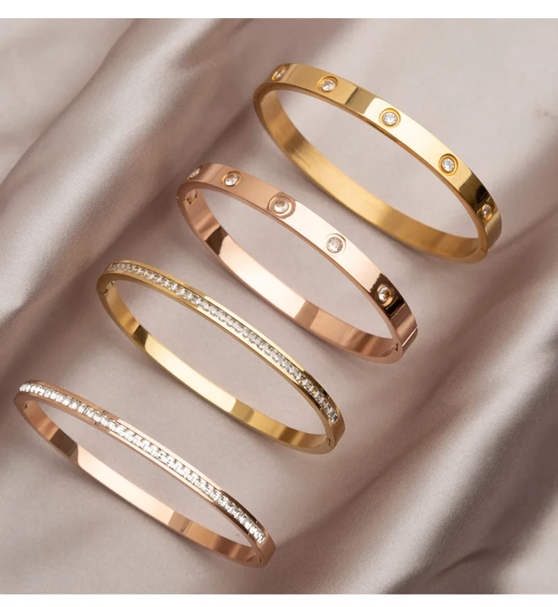 

2023 New Fashion Stainless Steel Rose Gold Bracelets Light Luxury Senior Design Bracelet Jewelry No Fading Color For Women