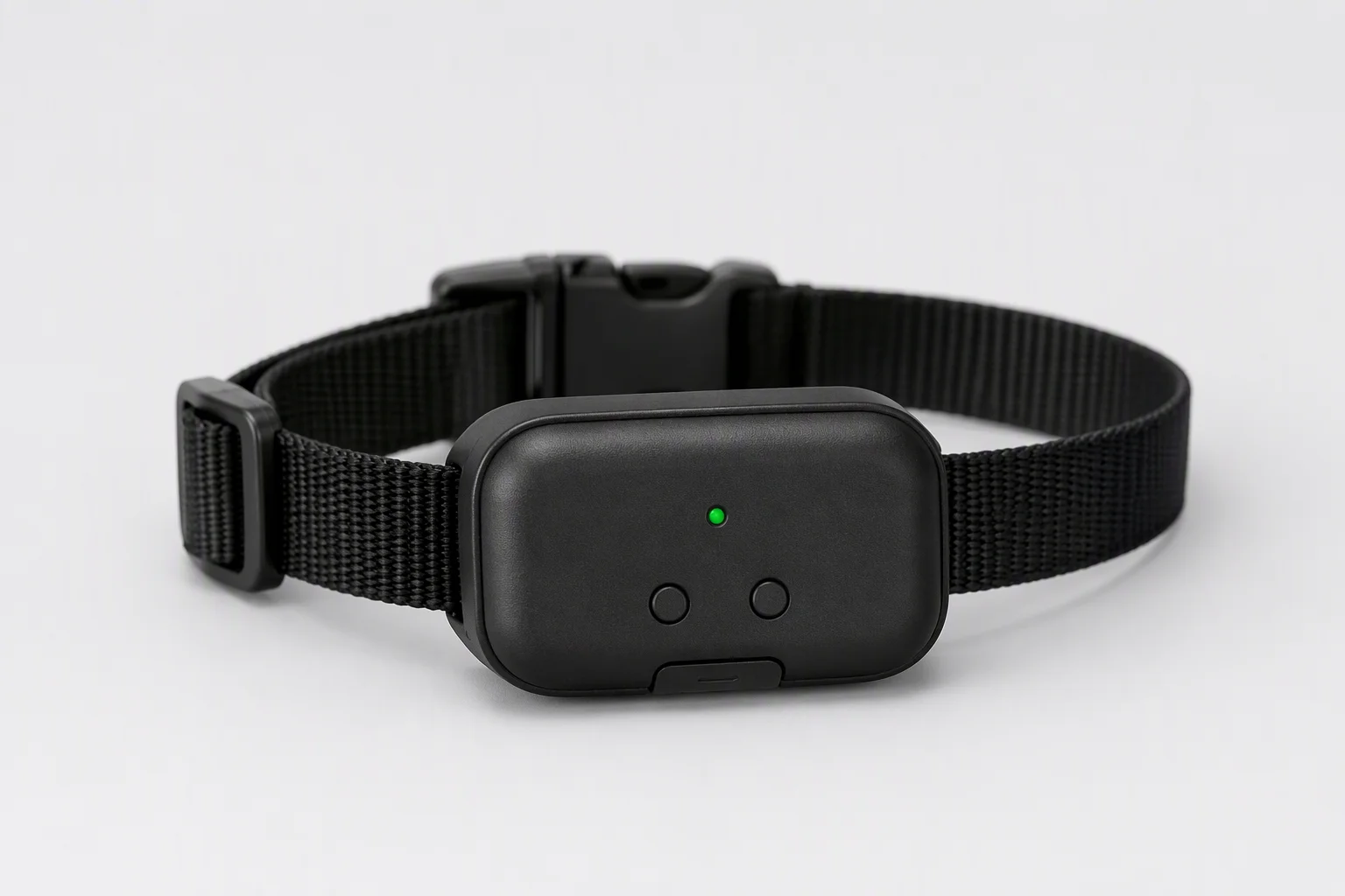 GPS pet collar tracker with LED indicator and two buttons