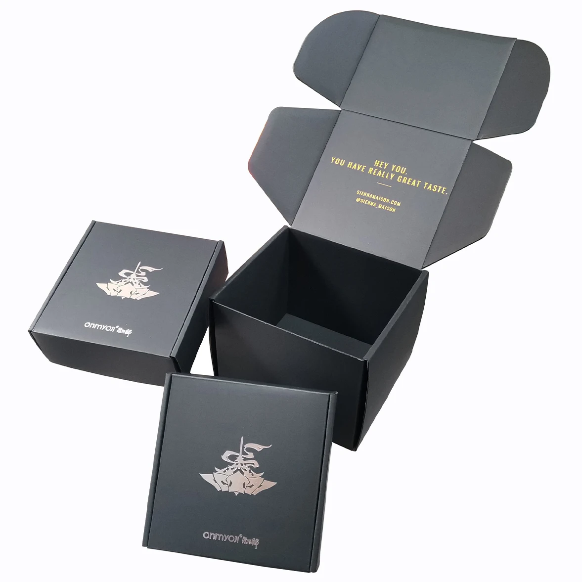 

Custom printed underwear packaging box shipping box with logo for cloth