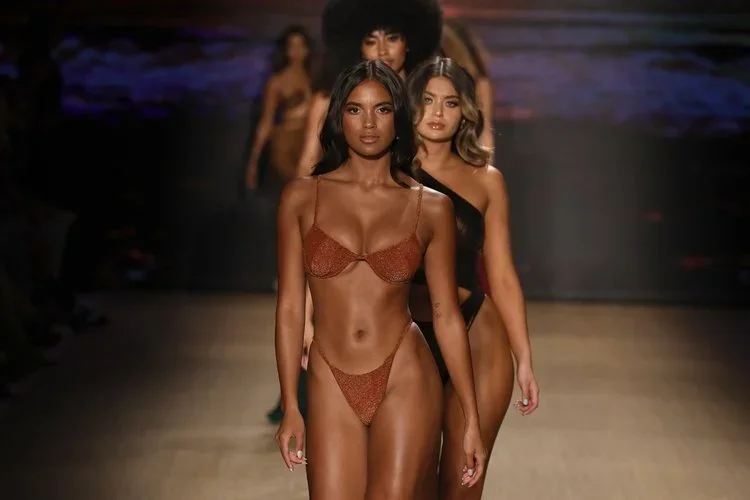 PARAISO Miami Beach Runway