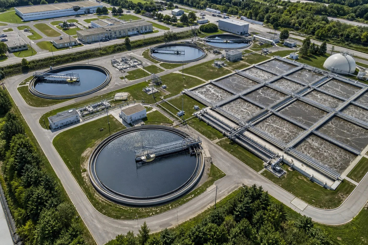 Ultrasonic level sensor in wastewater plant