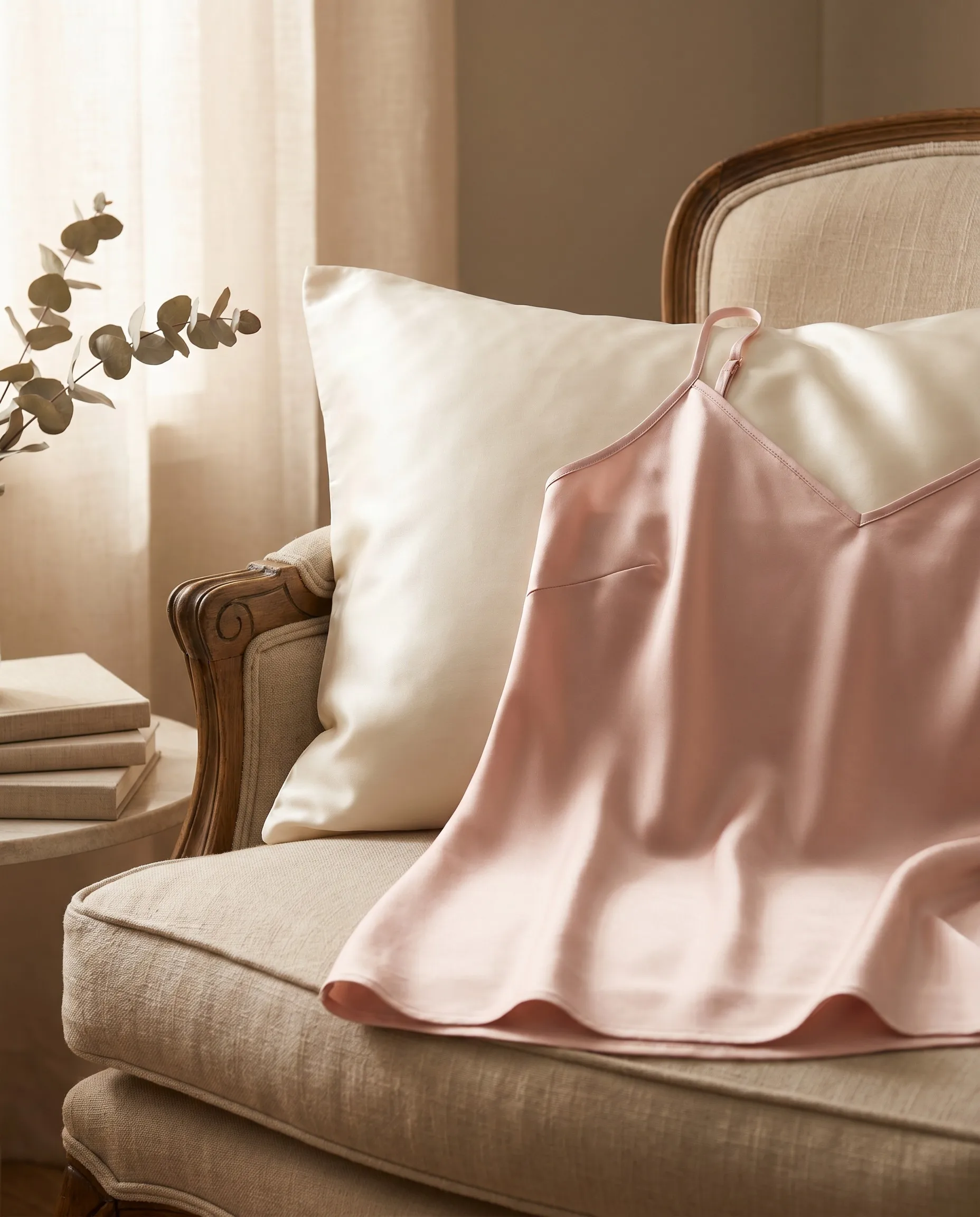The Belle Flower - silk lifestyle boutique