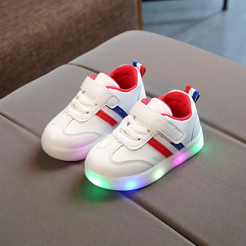

2021 spring and autumn new children's LED light casual shoes girls luminous board shoes boys colorful flashing flat shoes, Colors