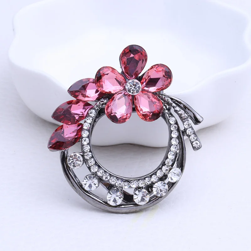 

Crystal Rhinestone Brooches