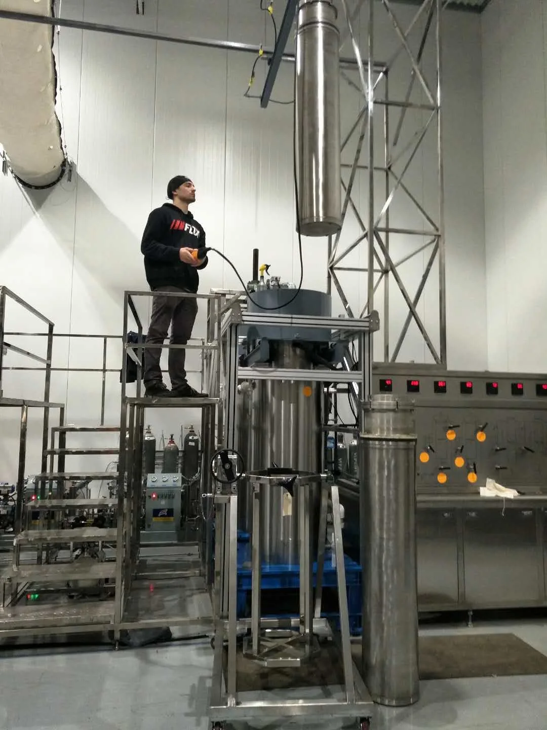 Supercritical Co2 Fluid Extraction Machine/essential Oil/plant/herb Oil