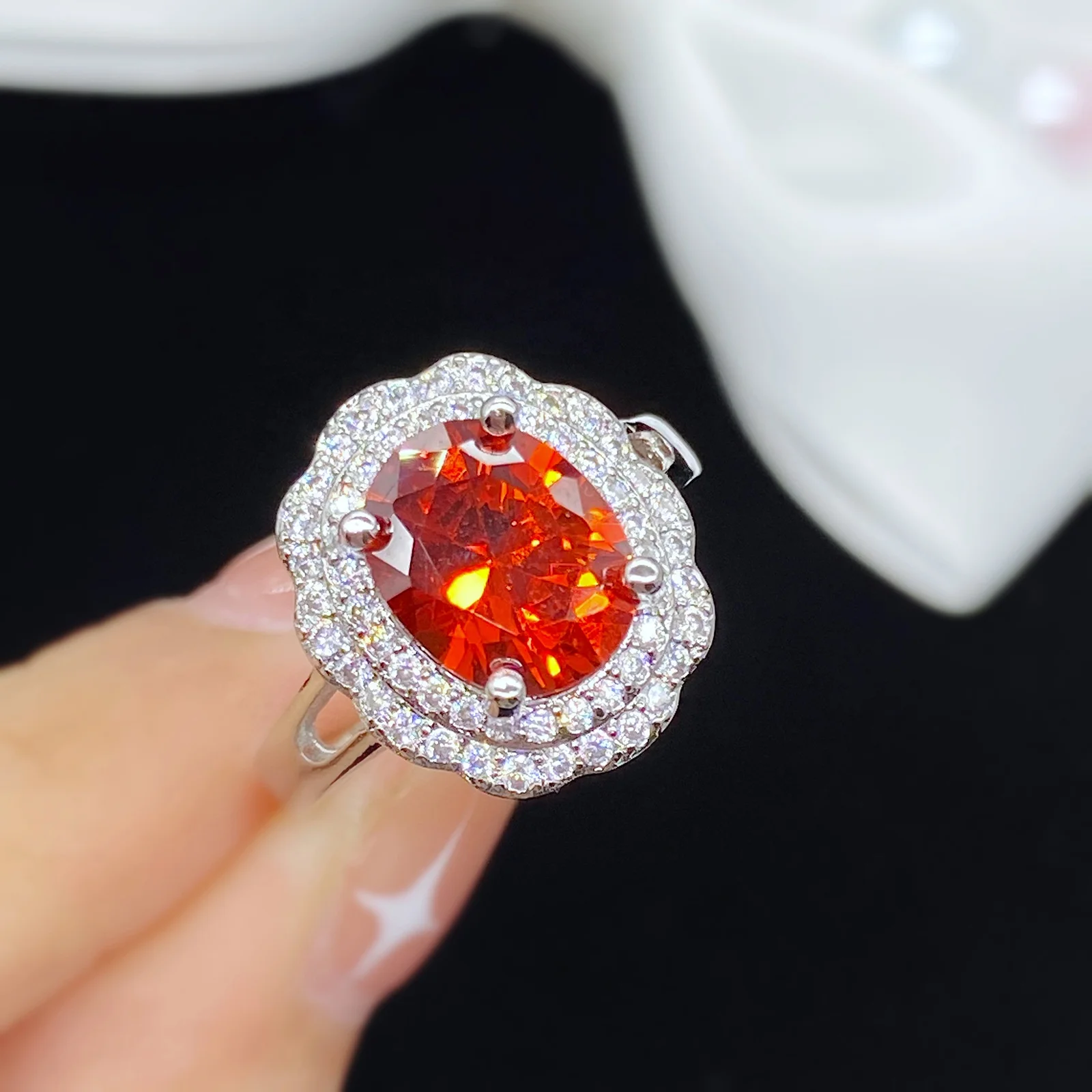 

Elegant Orange Red Gemstones Diamonds Rings for Women White Gold Silver Color Jewelry Bling Crystal Accessories, Picture shows