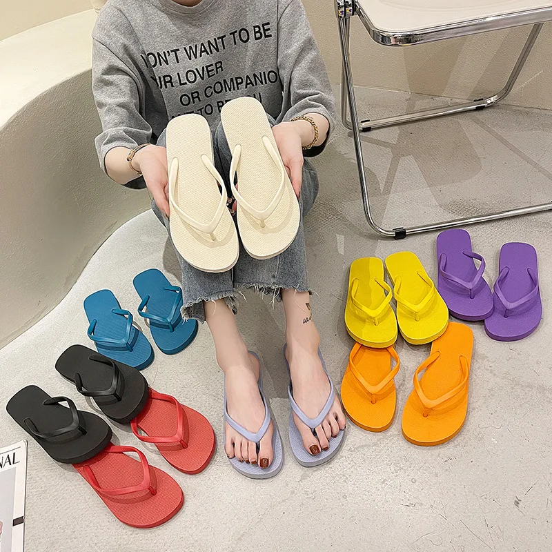 

Wholesale Chinese rubber colorful slippers and summer beach cleaning slipper