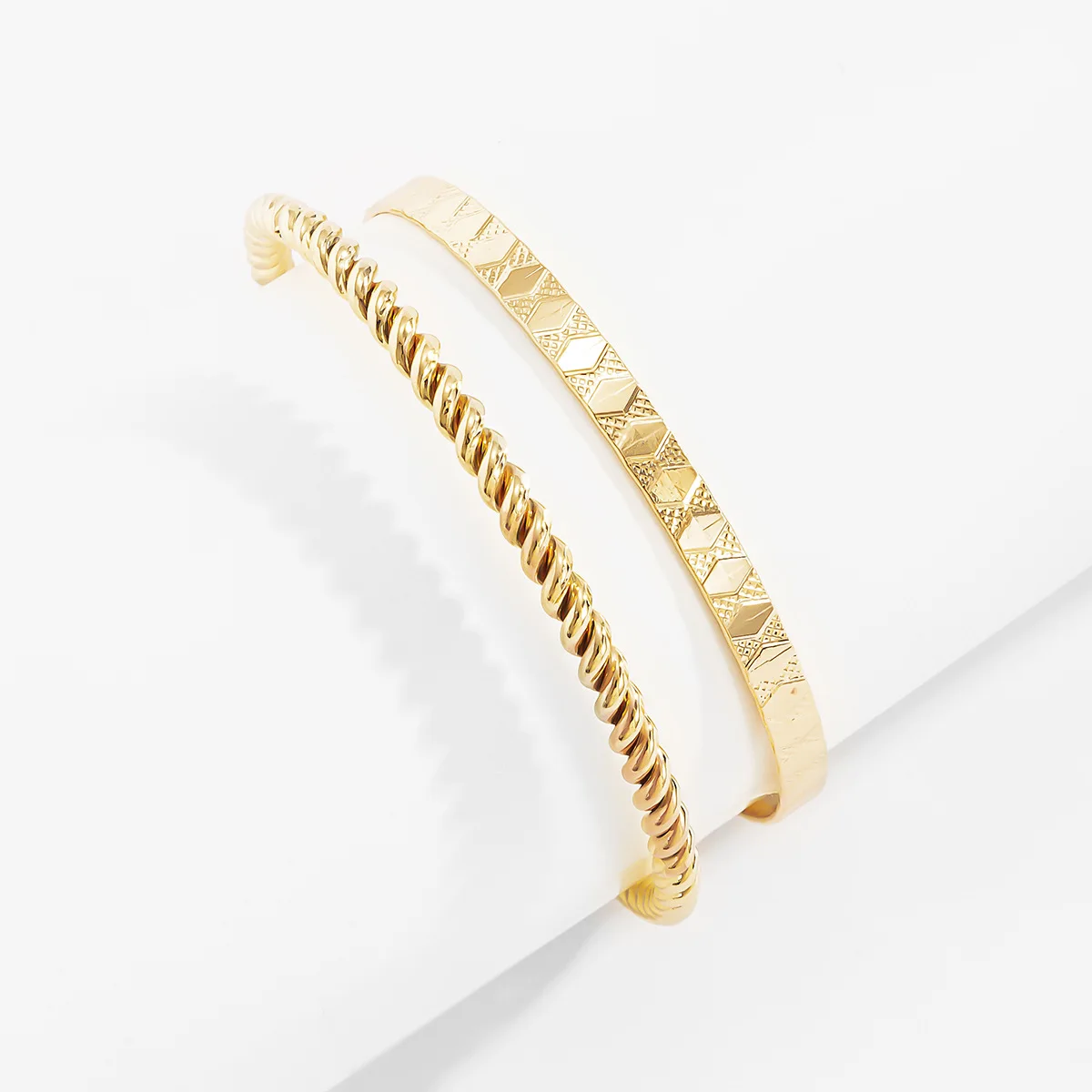 

Two Pieces Set Printing Rhombus Opening Bracelet Trendy Punk Real Gold Plated Threaded Bracelets Set For Women Girls