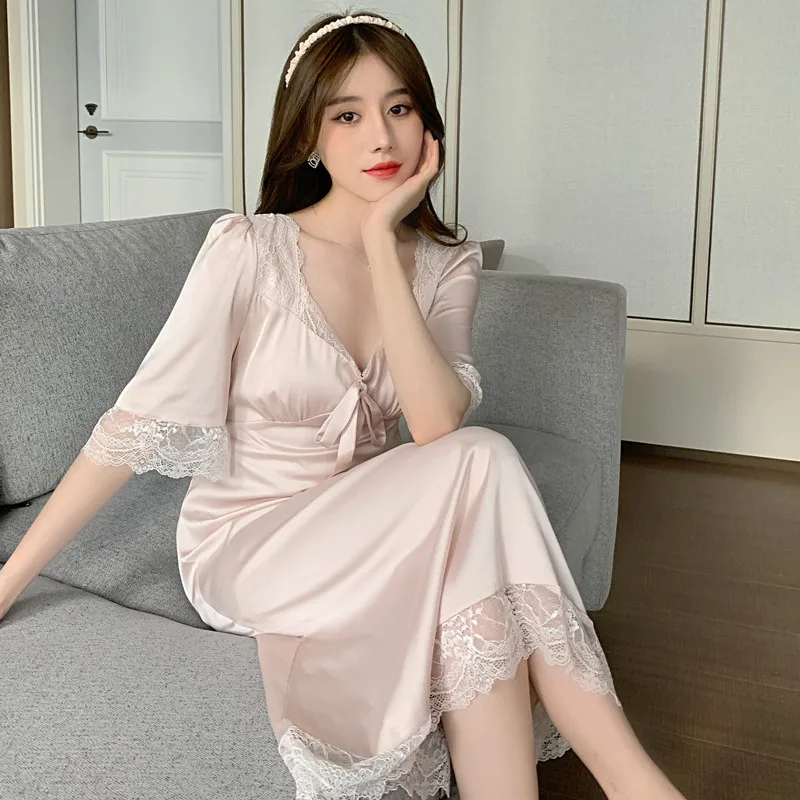 

2022 Summer New Mid Length Nightdress Ladies Short Sleeved Lace Casual Loose Thin Pajamas Home Service, Picture