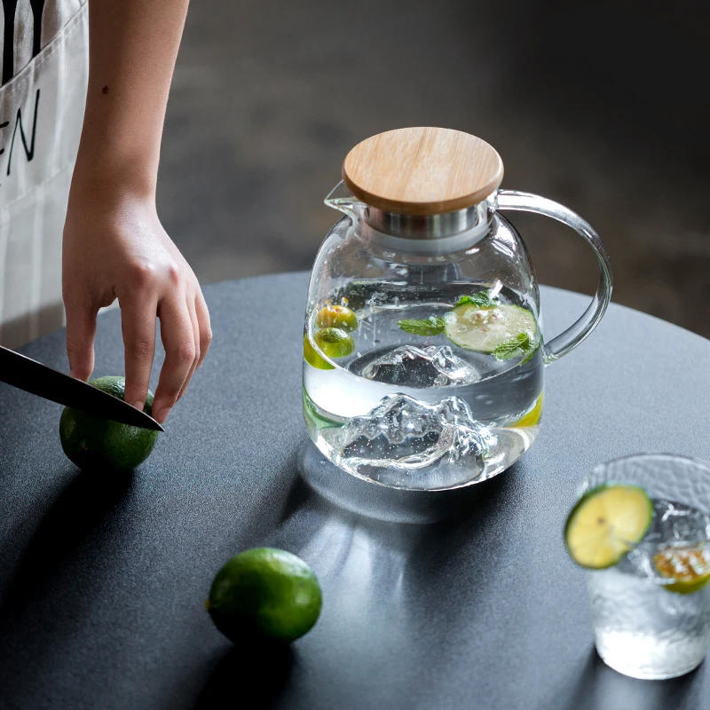 

1.5/1.8L Wholesale Cool Glass Pitcher Water Kettle and Cups, Glass Carafe With Bamboo Lid and Spout