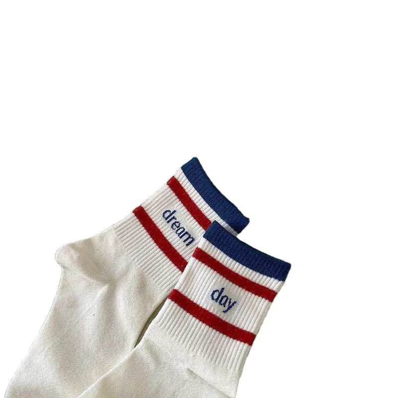 

ML 042 High Quality Custom Logo Soft Breathable White Unisex Men Women Socks, Custom color