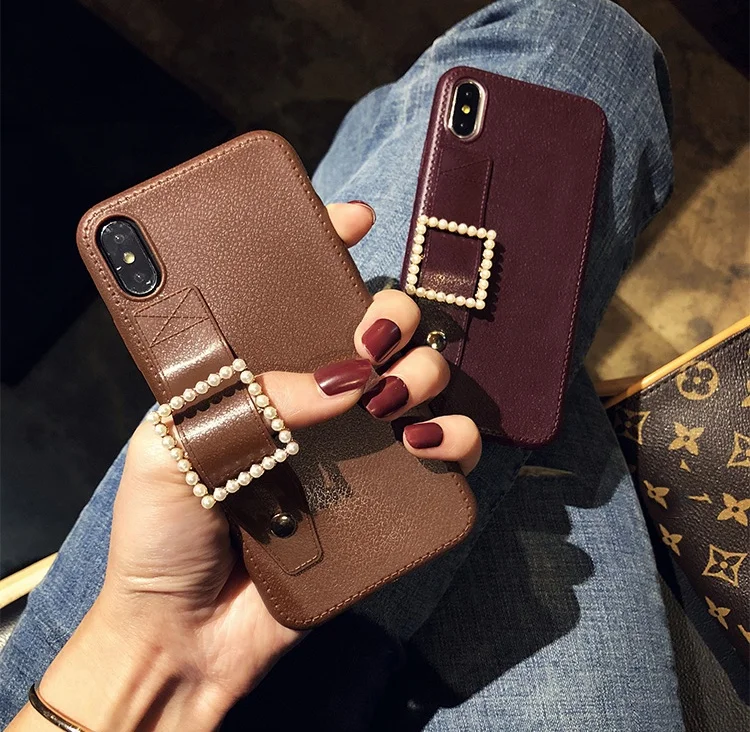 

Luxury Black Wristband Designer Leather Tpu Silicone Phone Case For IPhone 11 Pro XS Max XR X 7 8 6S Plus Back Cover Capau