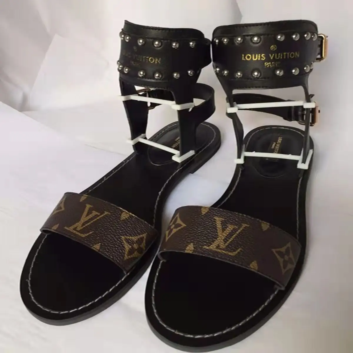 

Women Slippers Fashion Flat Casual Woman Slipper Classic Designer Sandal Slides Summer Women Sandals Embroider Luxury Sandals