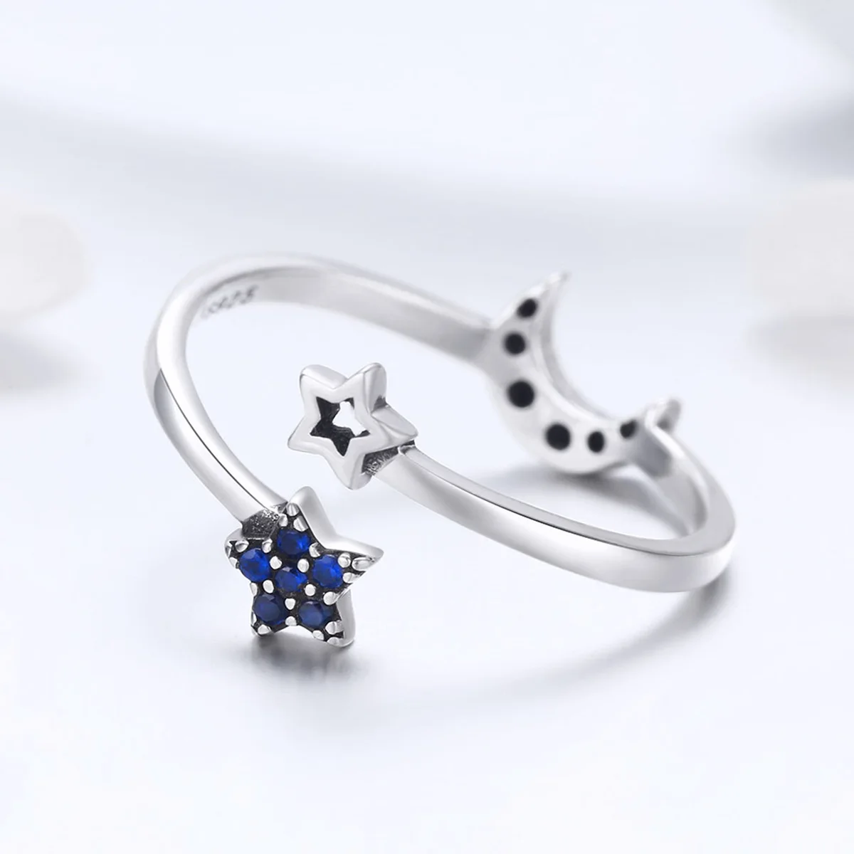 

HOT SALES 925 Sterling Silver Sparkling Blue Moon Star Clear CZ Finger Rings