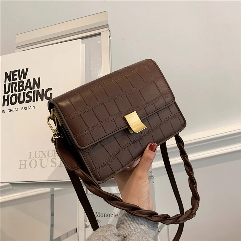 

XP1149 women's new trendy wild retro texture small square bag