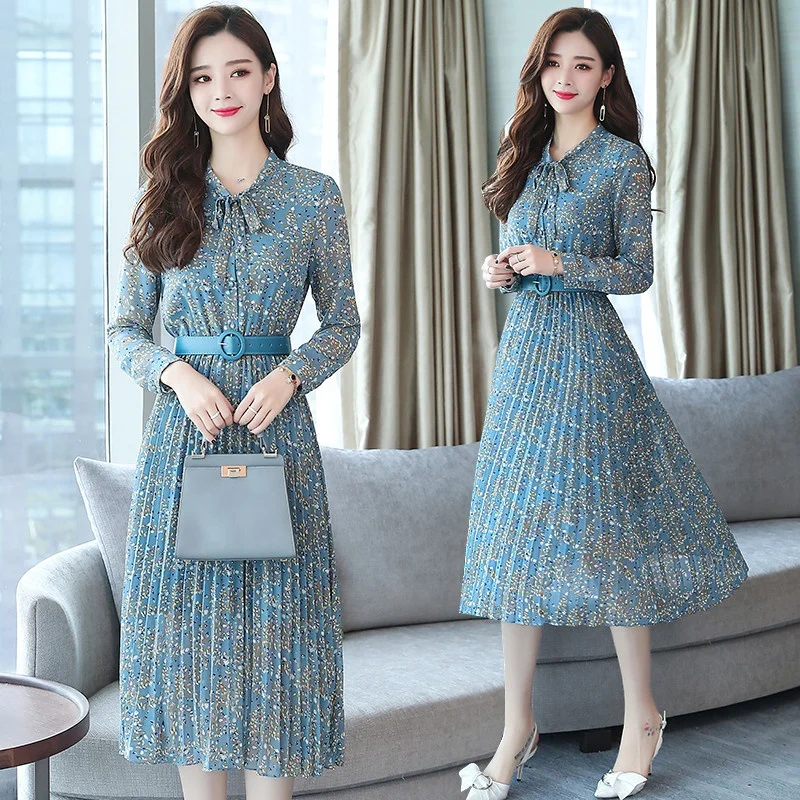 

2021 Vintage Long Sleeve Boho Midi Dress Floral Printed Pleated Chiffon Dress, Blue