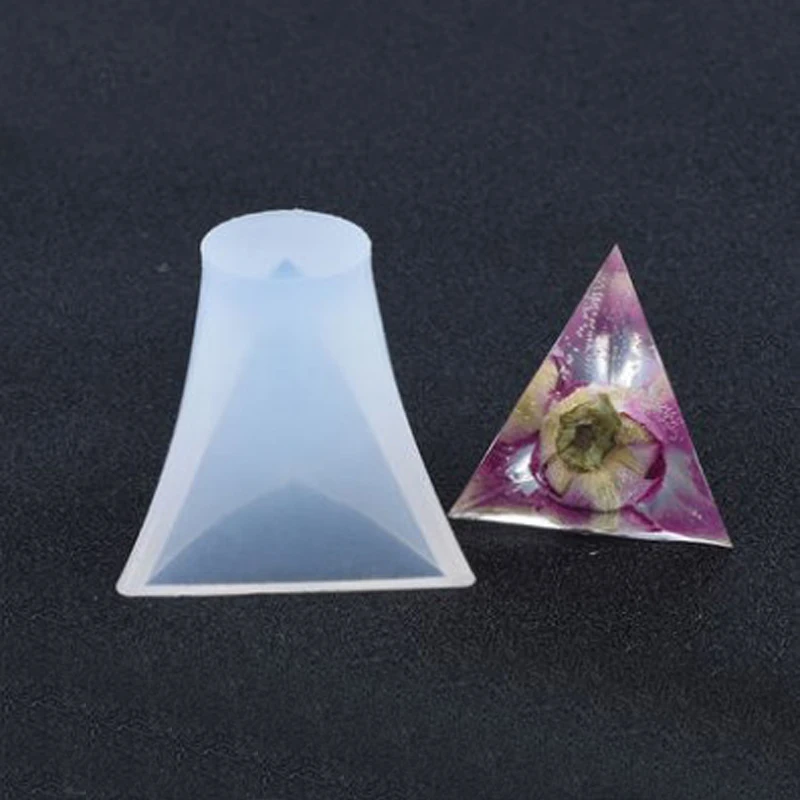 

Hot Selling Triangle Cone Pyramid DIY Shiny Silicone Keychain Mold For Resin Epoxy Craft Making Table Decoration Handmade Gift, Customized colors